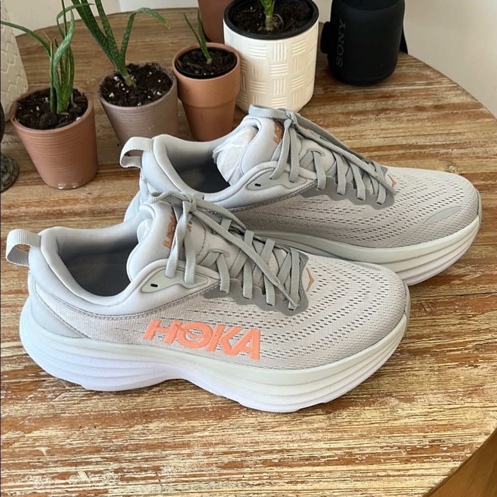 Hoka Light Gray Bondi 8